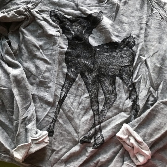 Eric+Lani. Long Sleeve. Sweatshirt. L. Sweet Deer. - Picture 1 of 4